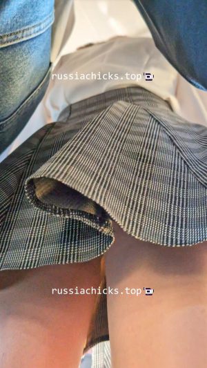 i shots student girl in pantyhose and her