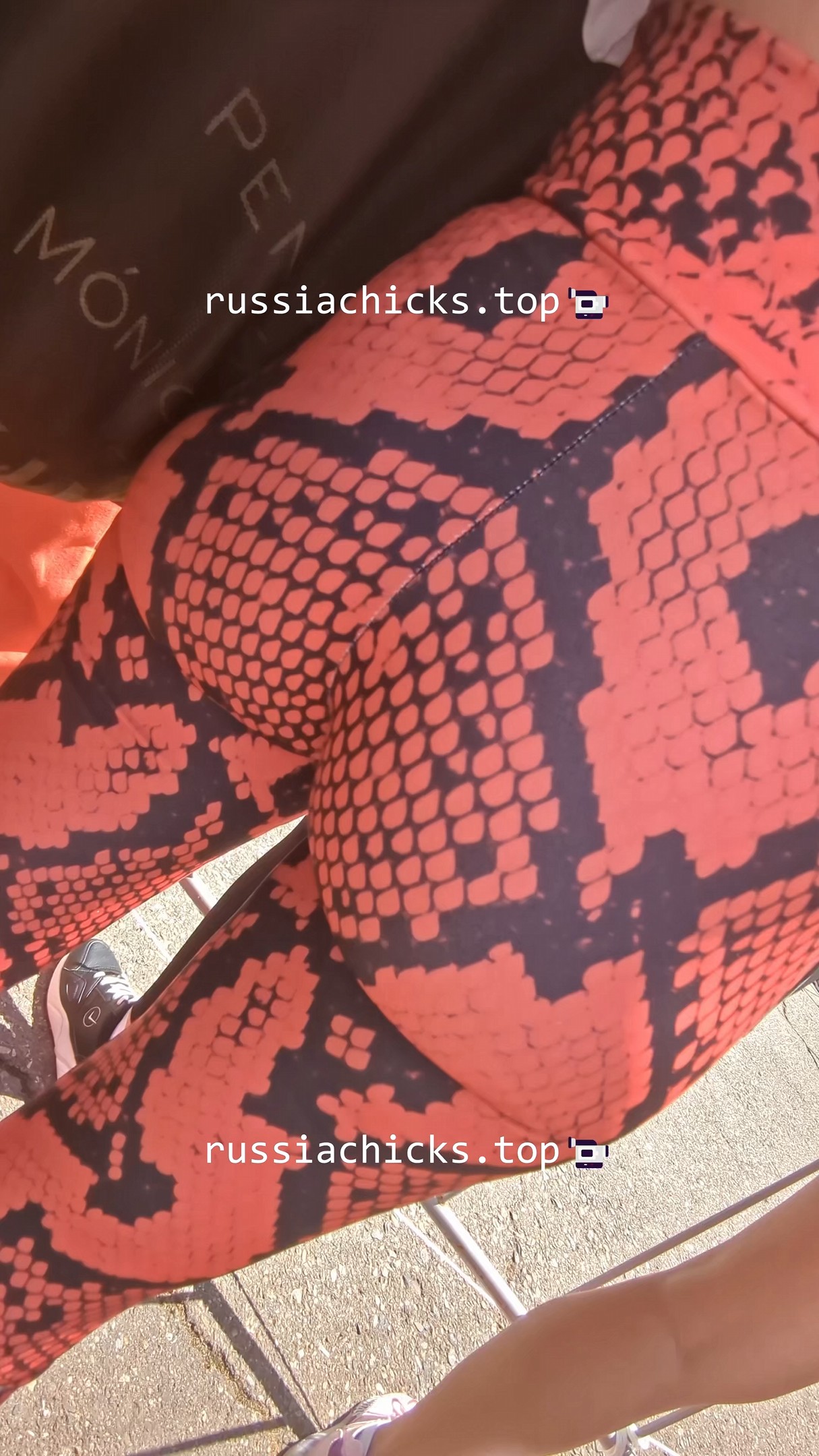 i shots nice girl in leggings on run fest