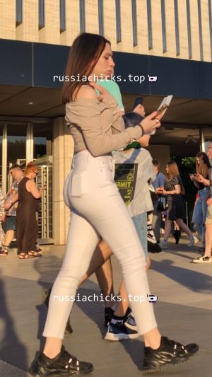 sexy girl in tight jeans and her ass