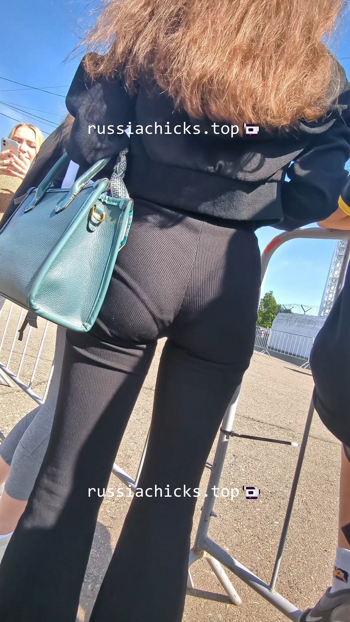 teen girl in nice pants with vpl