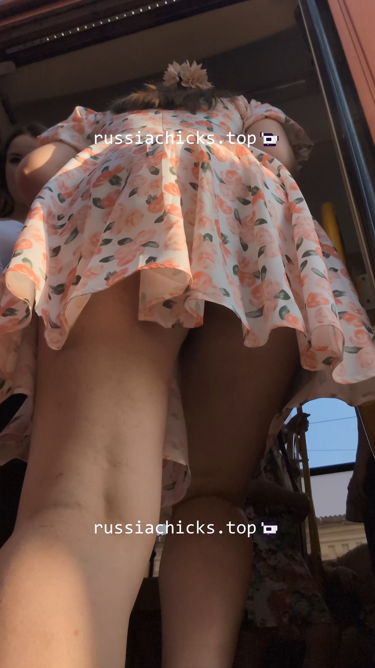 i trying shots tits at amazing girl in tram