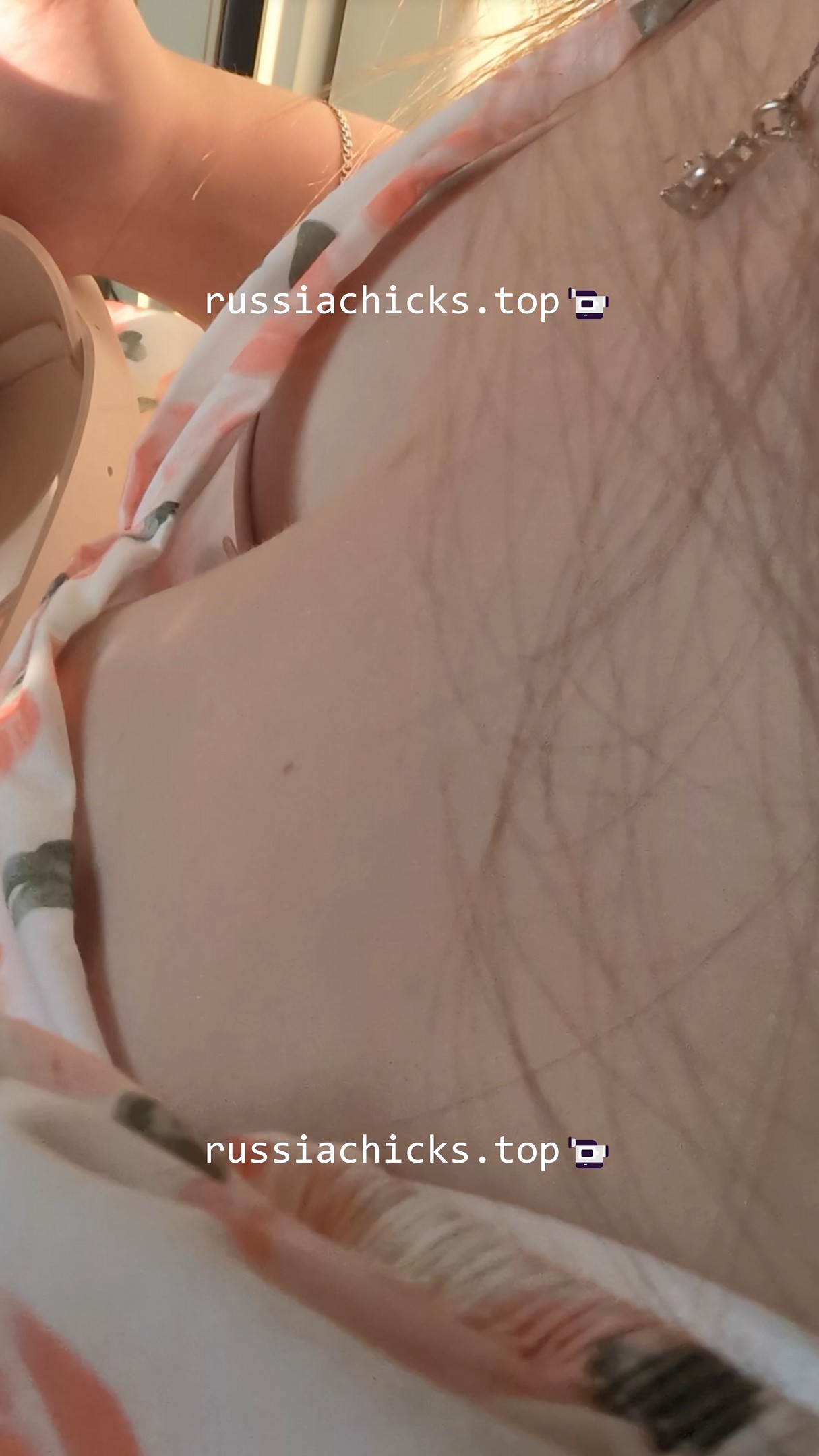 i trying shots tits at amazing girl in tram