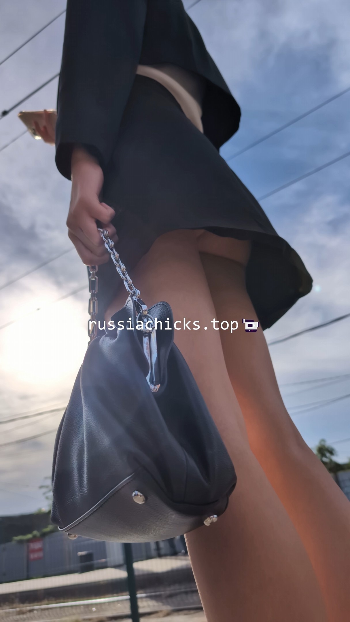 i shots all this amazing girl in skirt